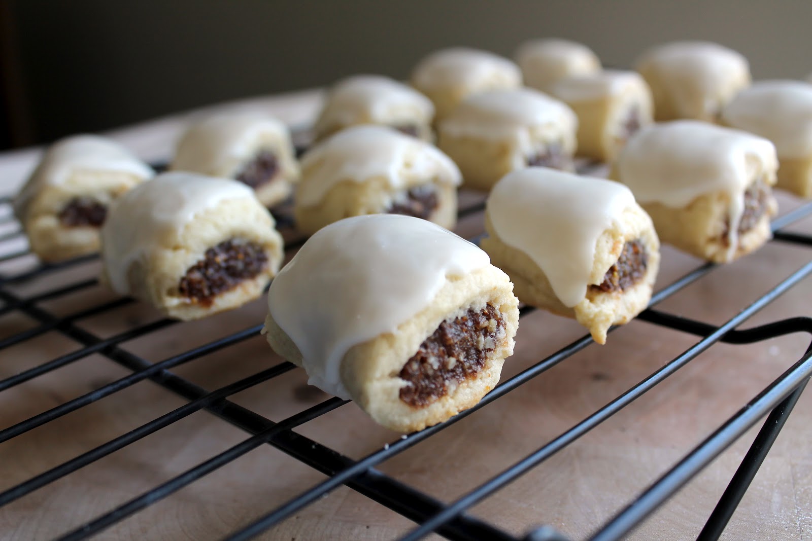 Bakestravaganza: Cucidati - Italian Fig Cookies